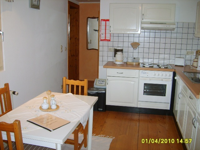 Küche / Bad / Wohnzimmer / Schlafzimmer